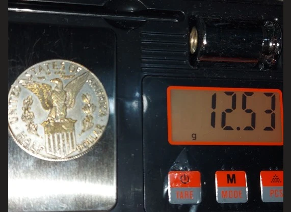 1915-Half-Dollar-Jeton,-Ketone,-Or-Counterfeit-Coin